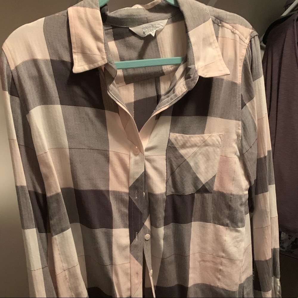 Market & spruce pink gray and white flannel.